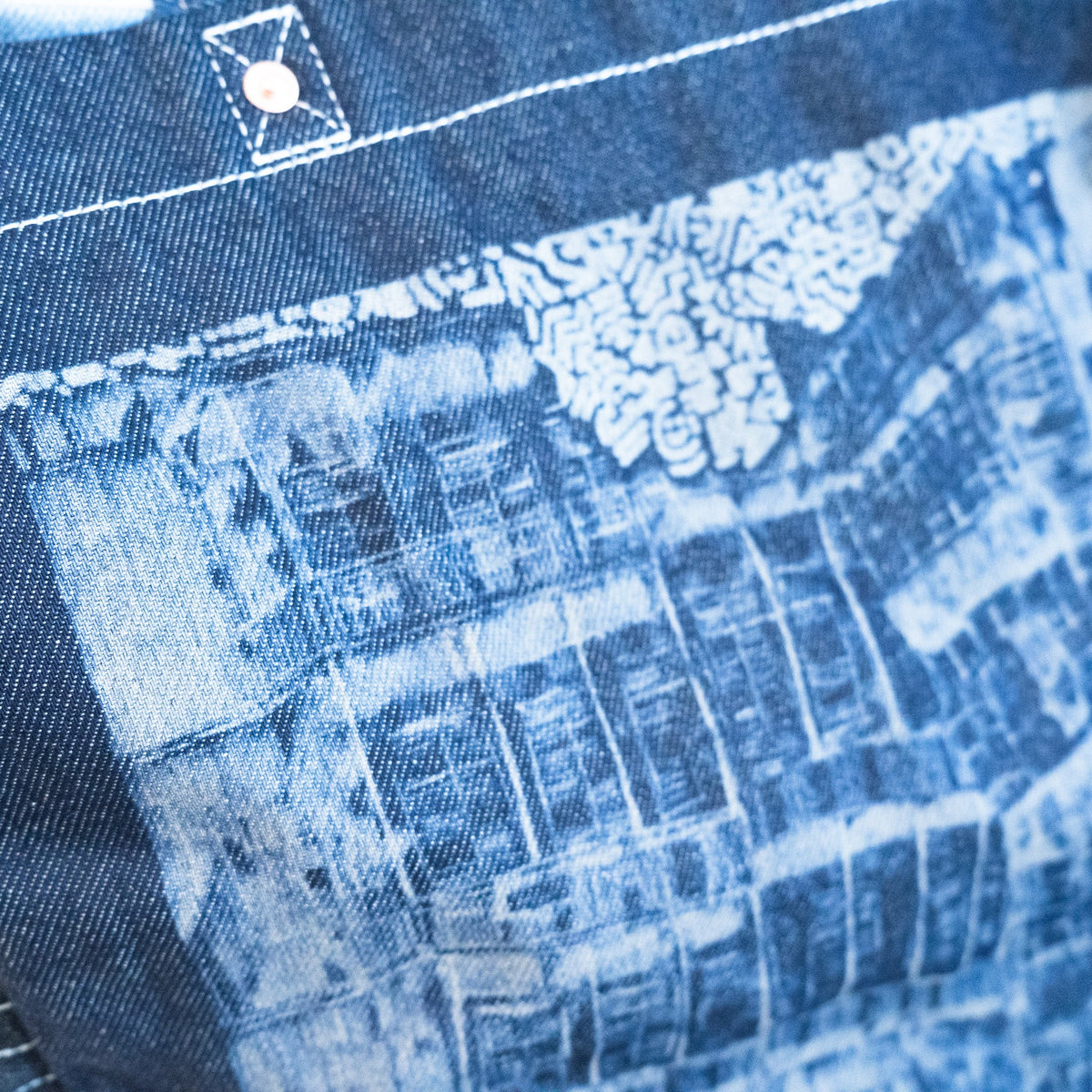 "Art in Wan Chai" Tote Bag Designed by Fong Tsz Ho